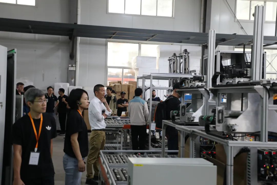 1685495452558771.jpg 8.jpg